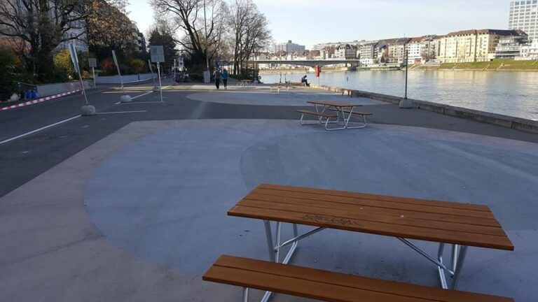DDR-Feeling am Rheinbord
