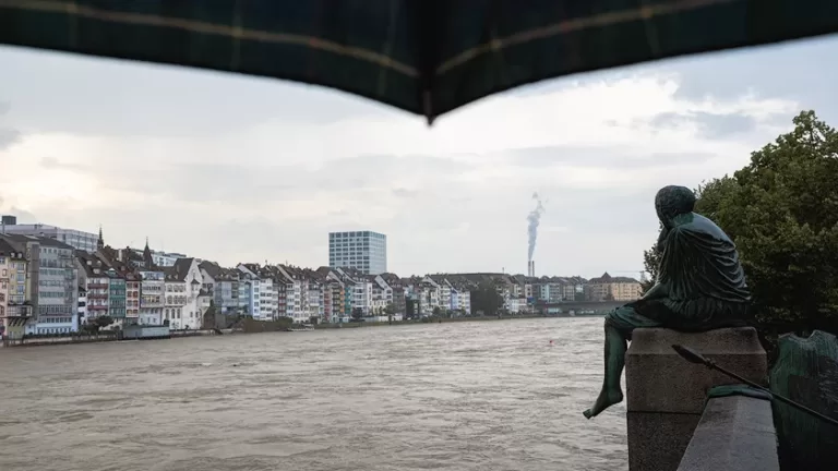 Ein Regentag am Rhein